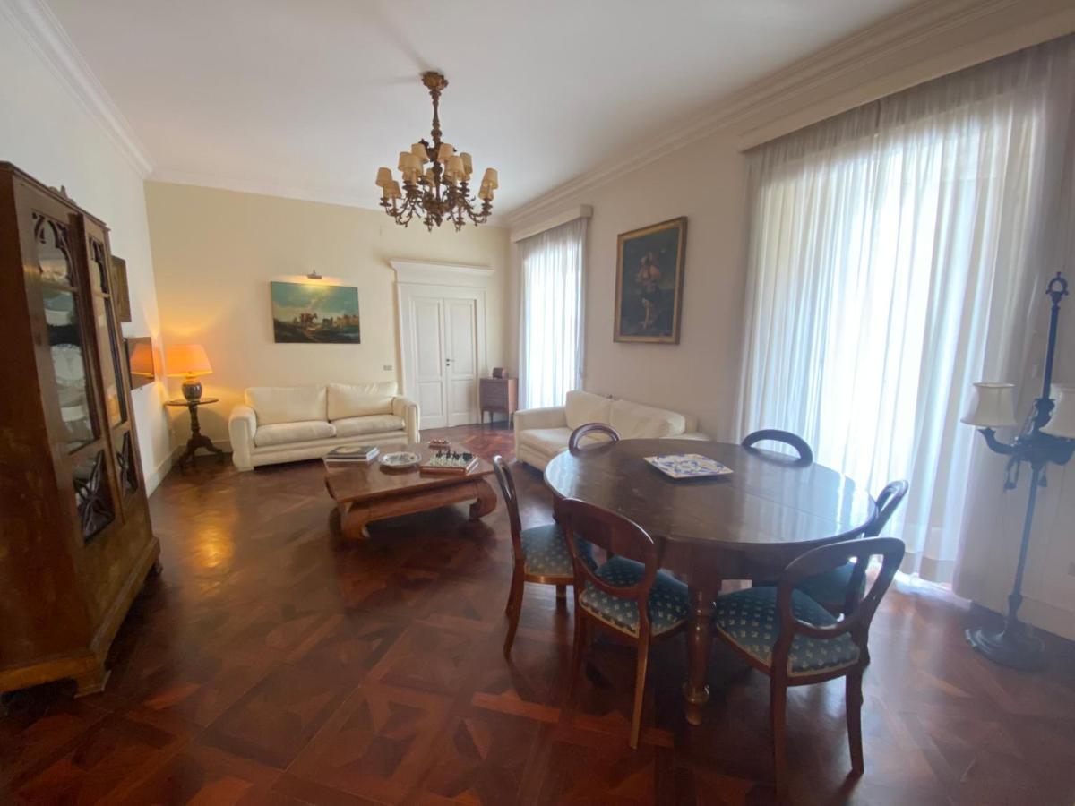 Royal Apartment In San Domenico Maggiore Νάπολη Εξωτερικό φωτογραφία